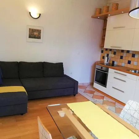 Apartment Dimora With Free Parking *
